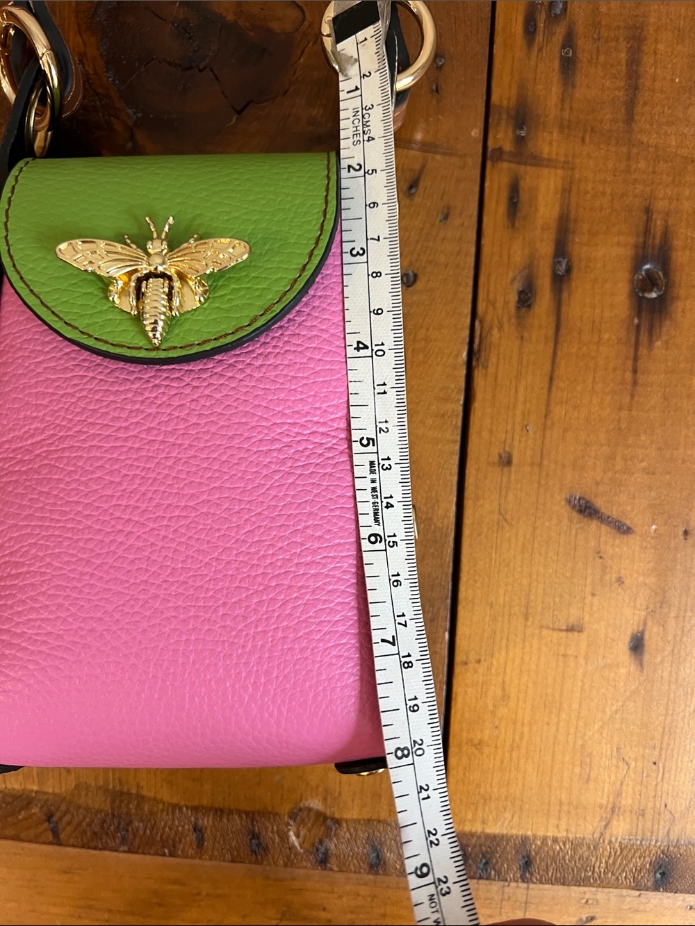 Cassette - the Bee Bag -Mini Crossbody Bag - Picture 11 of 14